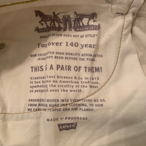 Levi’s 541 jeans. White with Blue accents - Picture 4 of 8